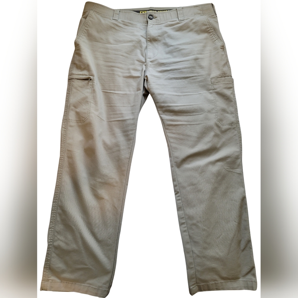 EUC Men's 38x30 Lee's Extreme Comfort Straight Fit Cargo Pants Khakis